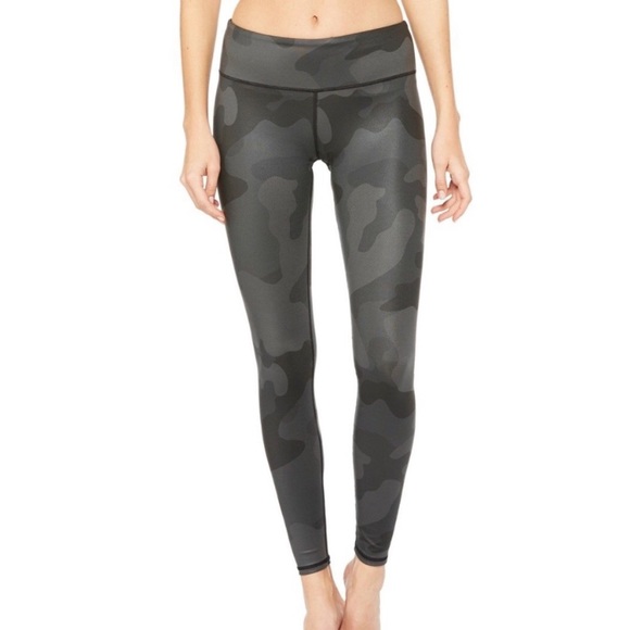 ALO Yoga Pants - Alo Yoga Camo Leggings